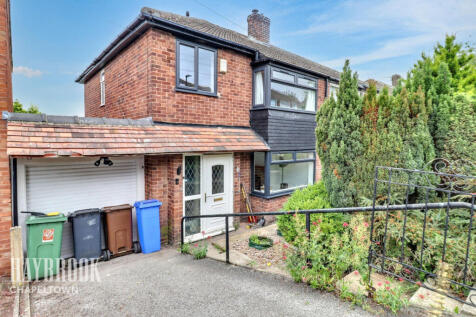 Vicarage Crescent, Sheffield 3 bed semi