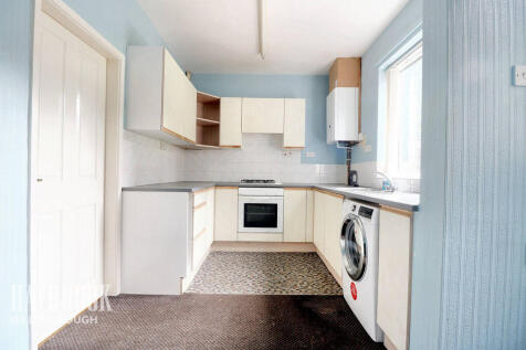 Southey Crescent, Sheffield 2 bed terraced house for sale