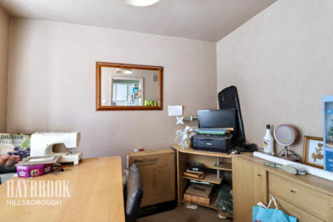 Garland Drive, Sheffield 3 bed terraced house for sale