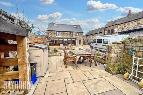 The Wapping, Hooton Roberts 3 bed cottage for sale