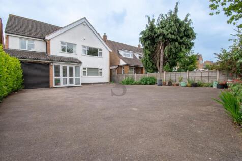 5 bedroom detached house for sale