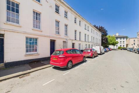 Oxford Street, Gloucester 3 bed block of apartments for sale