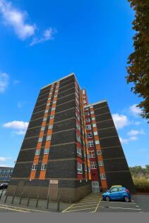 Champney, St. Cecilia Close... 1 bed apartment for sale