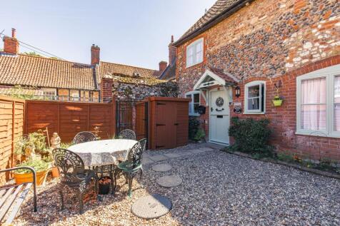 Walsingham 2 bed cottage for sale