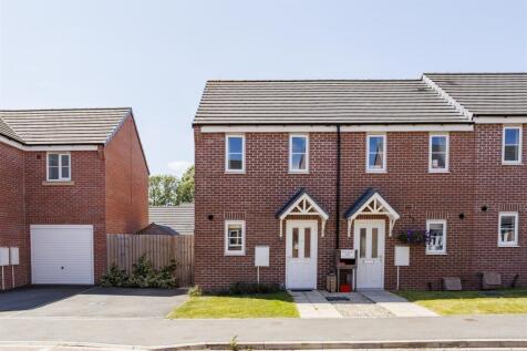 2 bedroom semi-detached house for sale