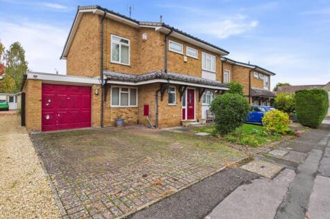 Home Close, Greens Norton, NN12 4 bed detached house for sale