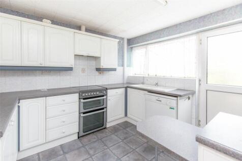 Mulberry Close, Bristol BS48 3 bed semi