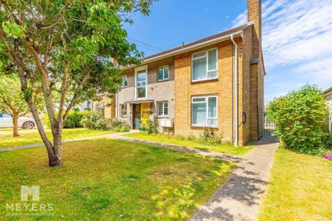 100a Watcombe Road, Southbourne, BH6 1 bed apartment for sale