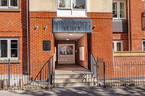 2 bedroom flat for sale
