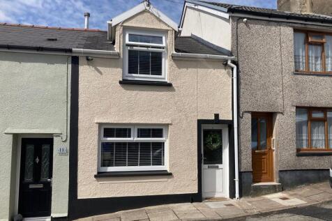Glamorgan Street, Brynmawr, NP23 2 bed terraced house for sale