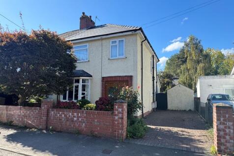 Hatherleigh Road, Abergavenny, NP7 3 bed semi