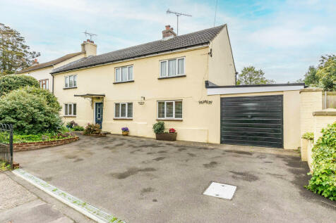 3 bedroom cottage for sale