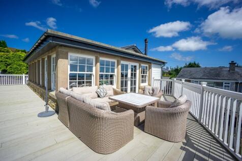 4 bedroom bungalow for sale