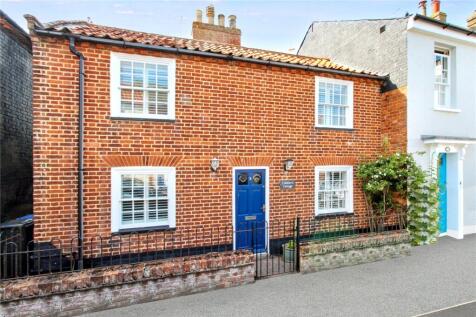 Trinity Street, Southwold, Suffolk, IP18 2 bed semi