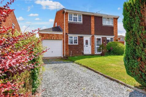 Armstrong Close, Leamington Spa CV31 2 bed semi