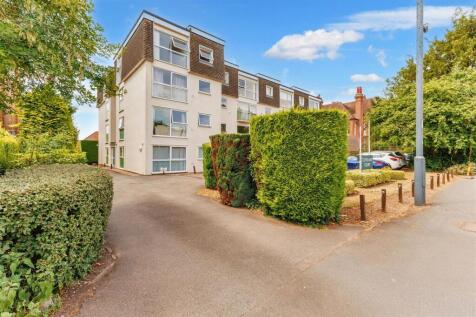 Cleveland Court, Leamington Spa CV32 1 bed apartment for sale