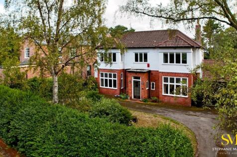 4 bedroom country house for sale