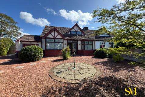 4 bedroom semi-detached bungalow for sale