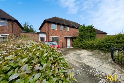 3 bedroom semi-detached house for sale