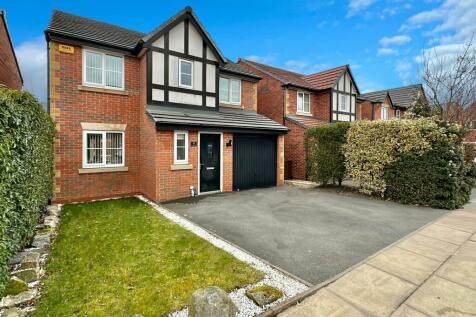 4 bedroom detached house for sale