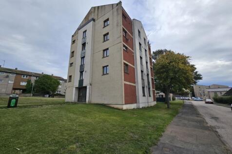 2 bedroom maisonette for sale