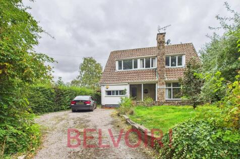 Poolside, Madeley, Crewe, CW3 3 bed detached house for sale