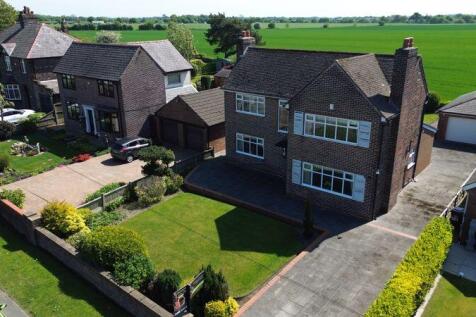 Newton Road, Lowton, WA3 1NU 3 bed detached house for sale