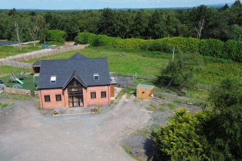 Roadside Farm, Astley Moss, Astley... 5 bed farm house for sale