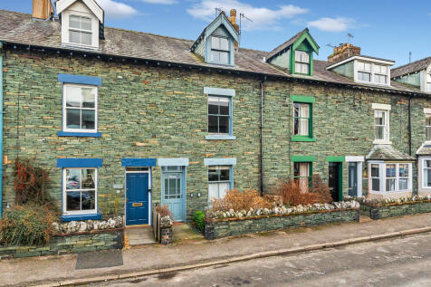 41 Wordsworth Street, Keswick... 4 bed terraced house for sale