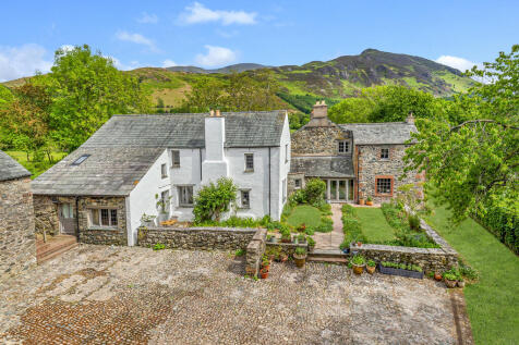 Moss Side, Bassenthwaite, Keswick... 6 bed farm house for sale