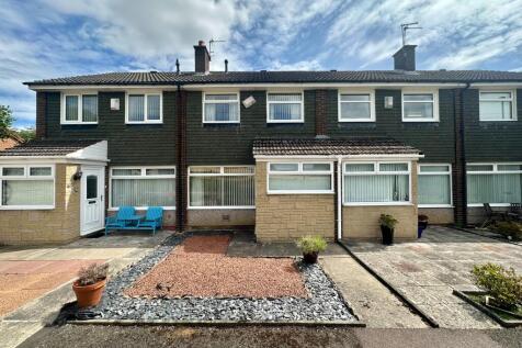 Wellfield Close, Newcastle upon Tyne... 2 bed terraced house for sale