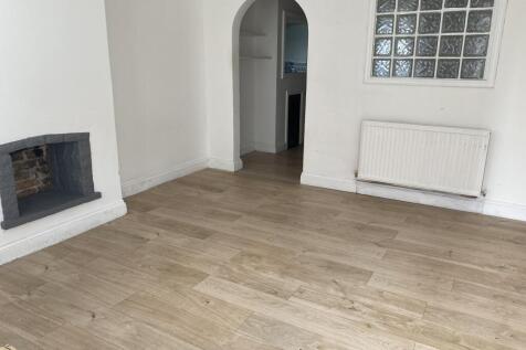 Alfred Street, East Cowes, 2 bed terraced house for sale