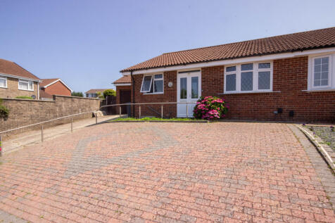 2 bedroom bungalow for sale