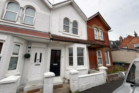St. Davids Road, East Cowes, Isle of... 2 bed end of terrace house for sale