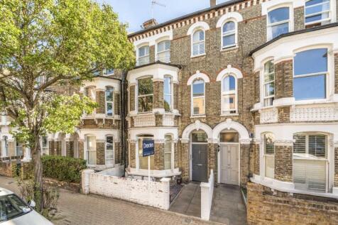 Vardens Road, London SW11 2 bed flat for sale
