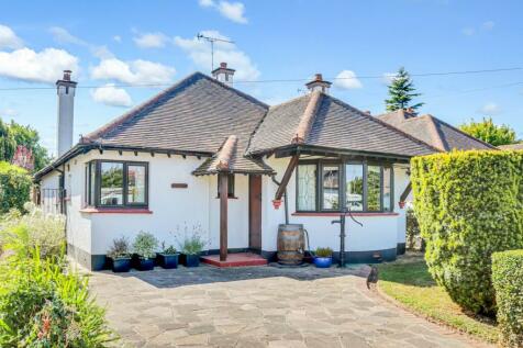 2 bedroom detached bungalow for sale