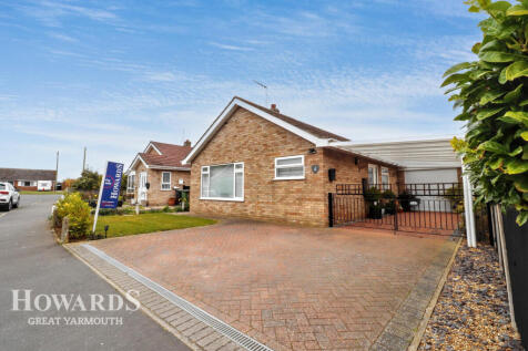 Thurne Rise, Martham 3 bed detached bungalow for sale