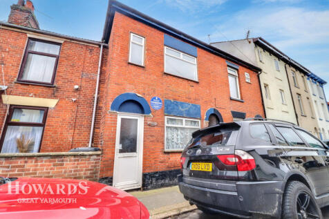 South Market Road, Great Yarmouth 2 bed terraced house for sale
