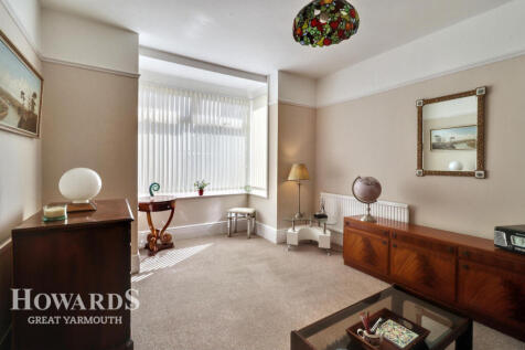 Hamilton Road, Great Yarmouth 4 bed block of apartments for sale