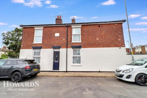 Exmouth Road, Great Yarmouth 2 bed terraced house for sale