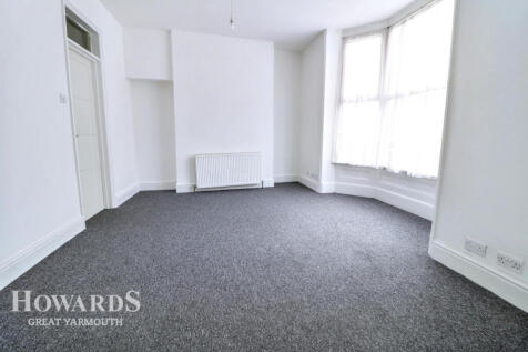 St Georges Road, Great Yarmouth 3 bed terraced house for sale