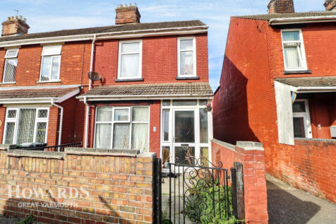 Garrison Road, Great Yarmouth 3 bed end of terrace house for sale