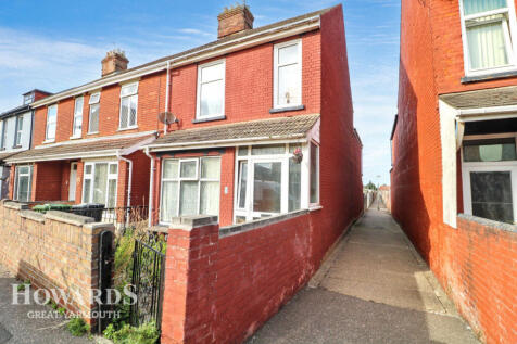 Garrison Road, Great Yarmouth 3 bed end of terrace house for sale