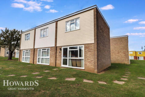 Newport Road, Hemsby 2 bed chalet for sale