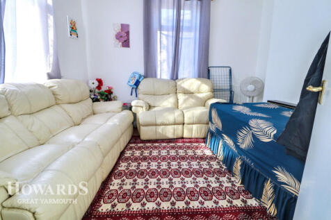 York Road, Great Yarmouth 2 bed end of terrace house for sale