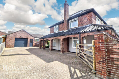 Station Road South, Belton 4 bed detached house for sale