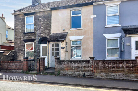 Church Road, Gorleston 2 bed terraced house for sale