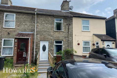 Butt Lane, Burgh Castle 2 bed terraced house for sale