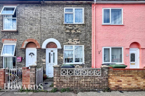 Highfield Road, Gorleston 3 bed terraced house for sale