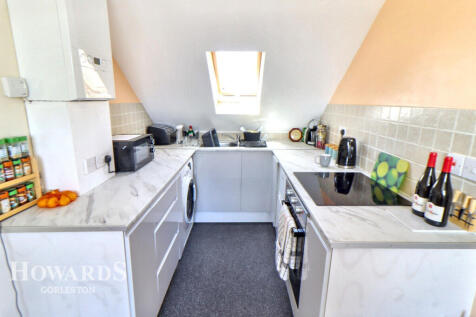 Southtown Road, Great Yarmouth 1 bed flat for sale
